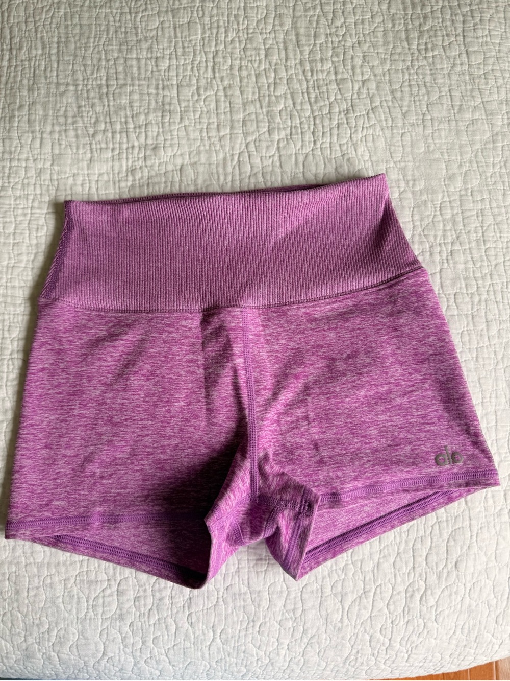 Alo Yoga Alosoft shorts purple XS